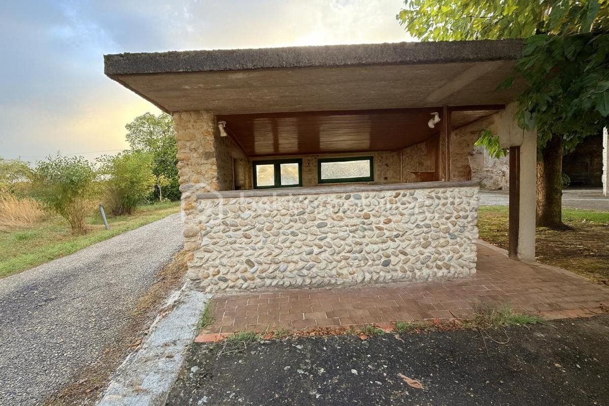 Maison à vendre, 110m², Saint-Hilaire-du-Rosier