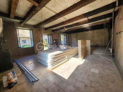 Maison à vendre, 44m², Lusignan