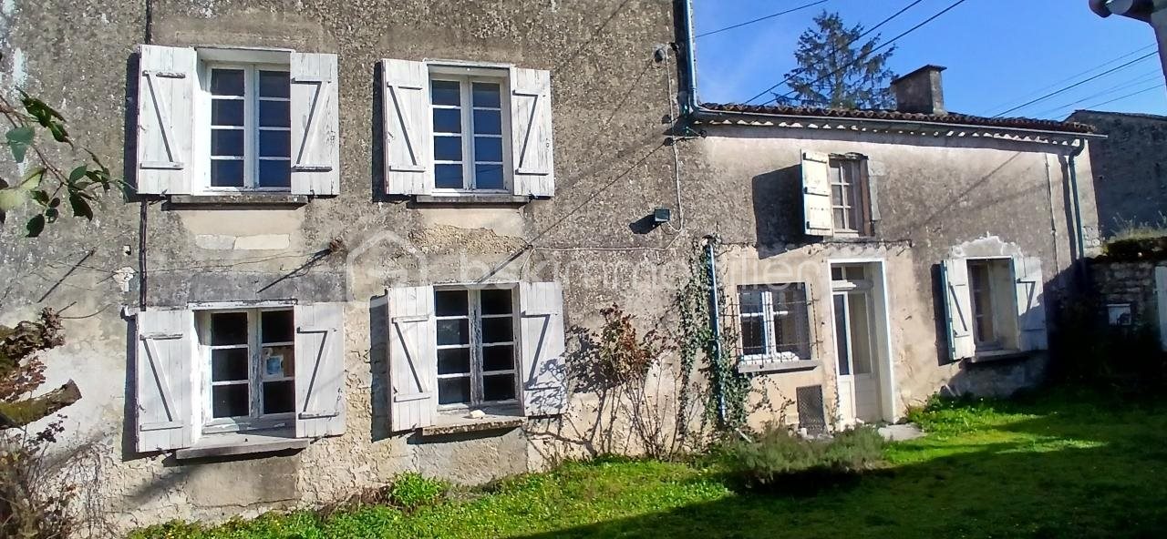 Maison à vendre, 110m², Sigogne