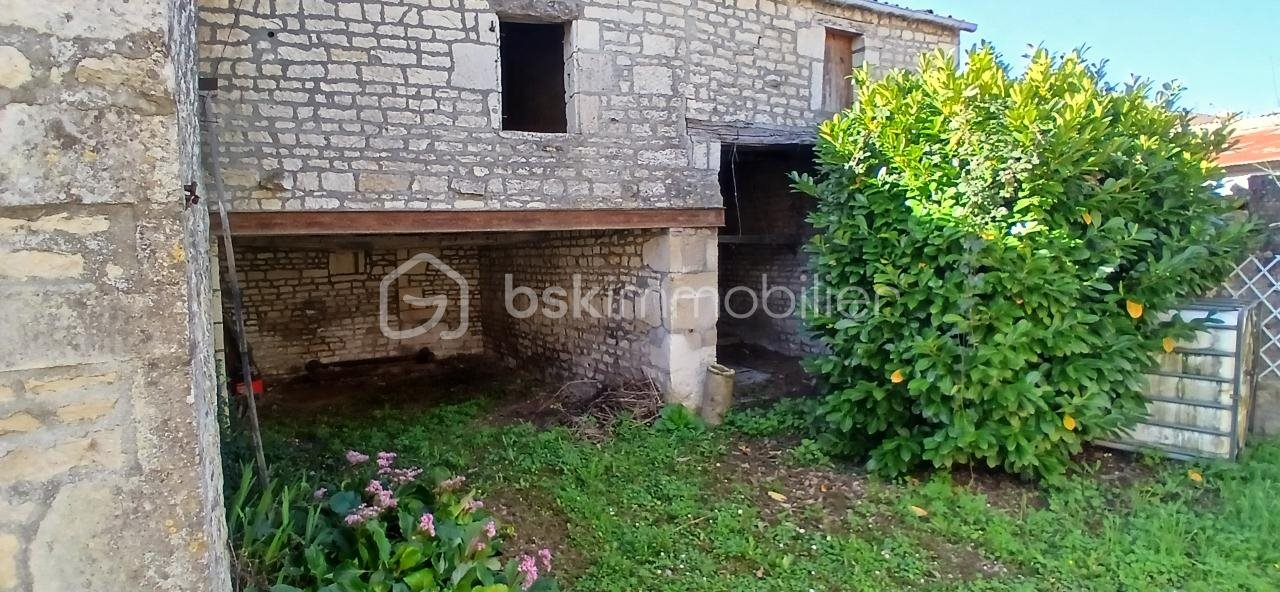 Maison à vendre, 110m², Sigogne