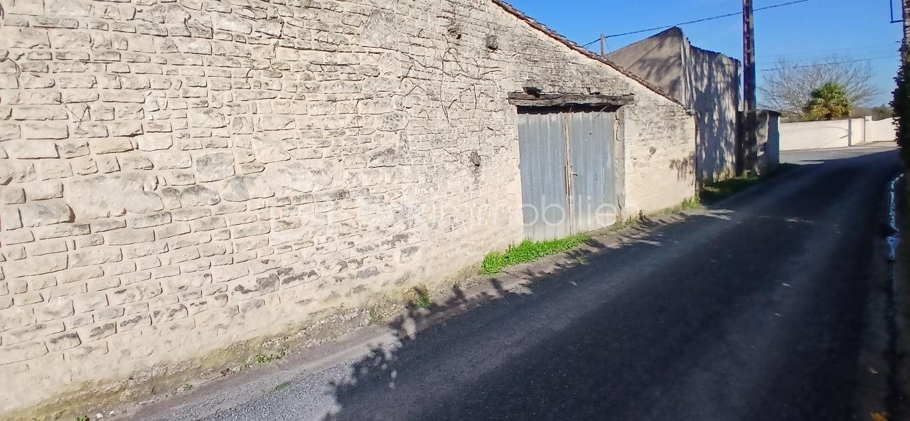Maison à vendre, 110m², Sigogne