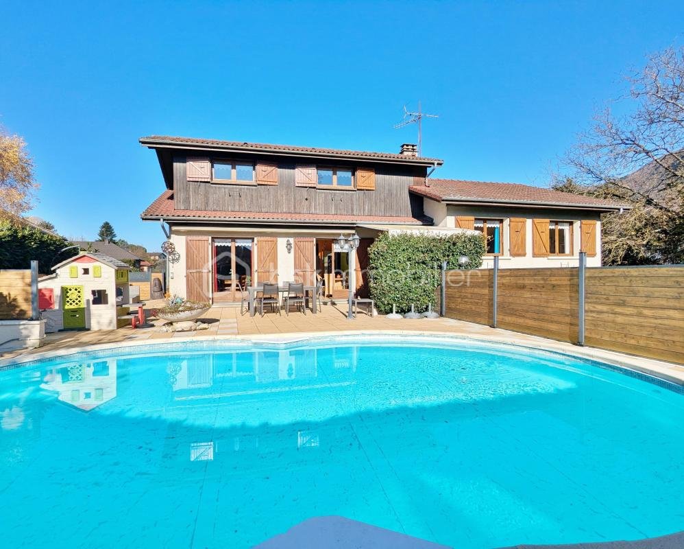 Maison à vendre, 143m², Challes-les-Eaux