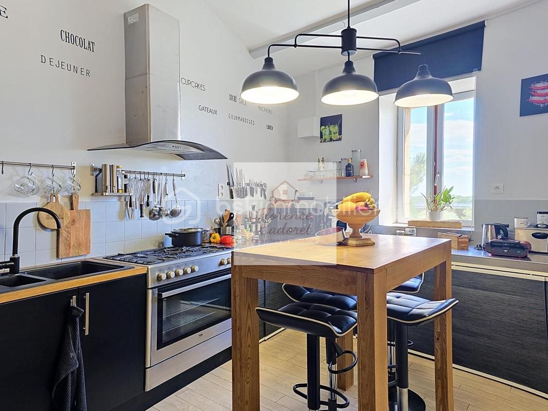 Maison à vendre, 205m², Pougnadoresse