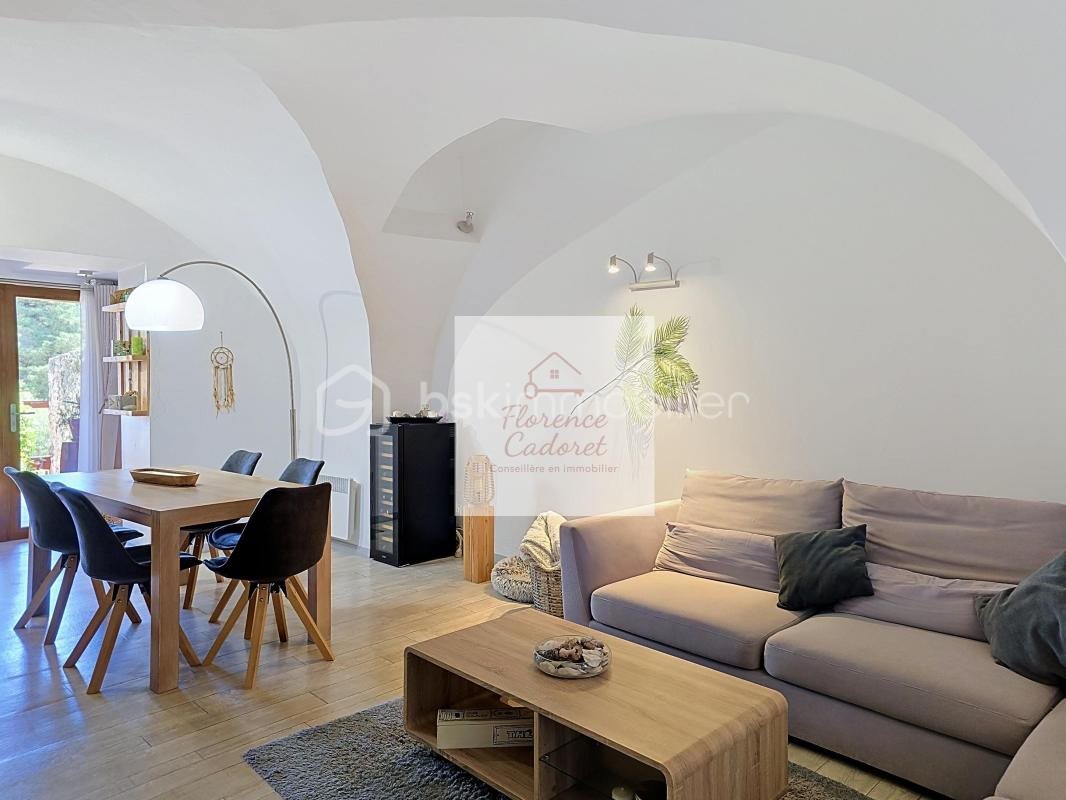 Maison à vendre, 205m², Pougnadoresse