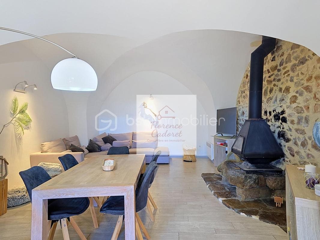 Maison à vendre, 205m², Pougnadoresse
