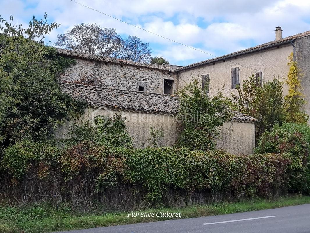 Maison à vendre, 400m², Lussan