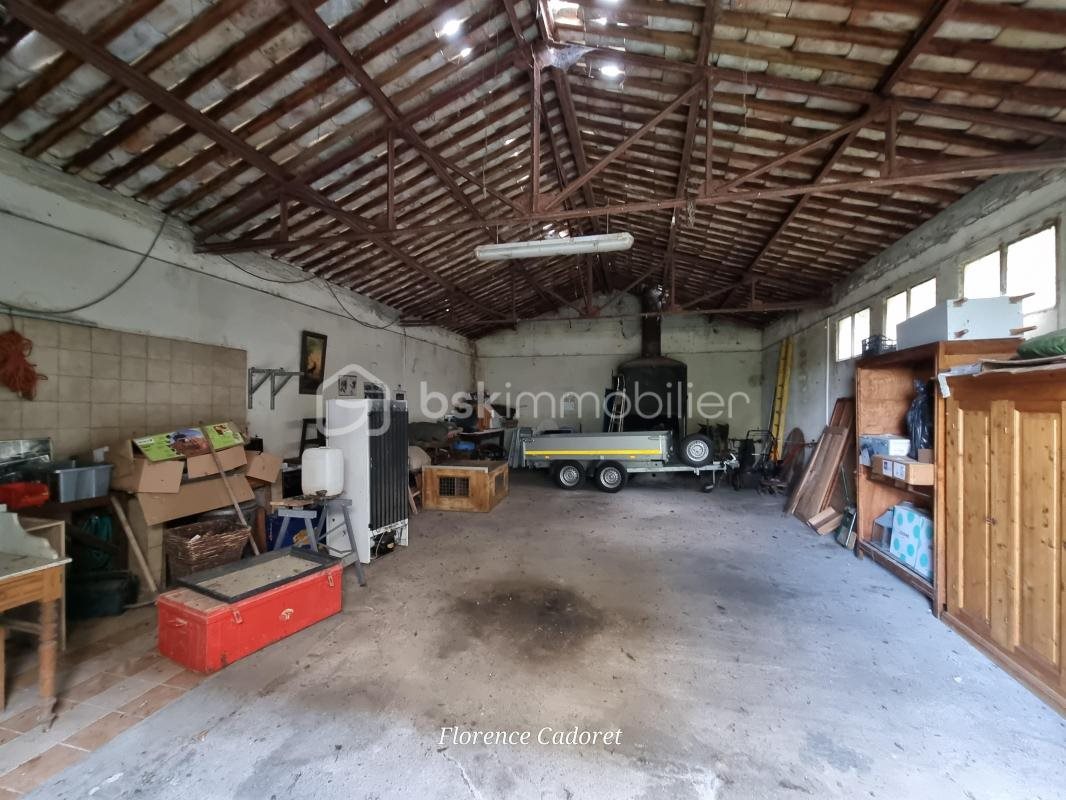Maison à vendre, 400m², Lussan