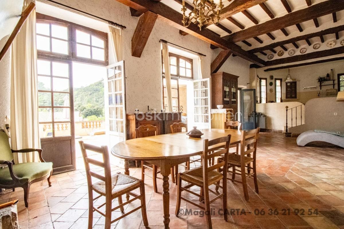 Maison à vendre, 160m², Méounes-lès-Montrieux