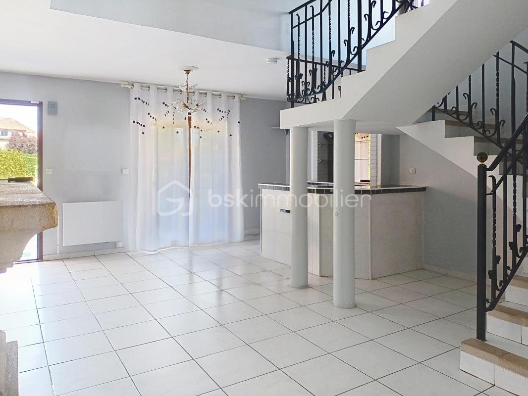 Maison à vendre, 129m², Charnècles