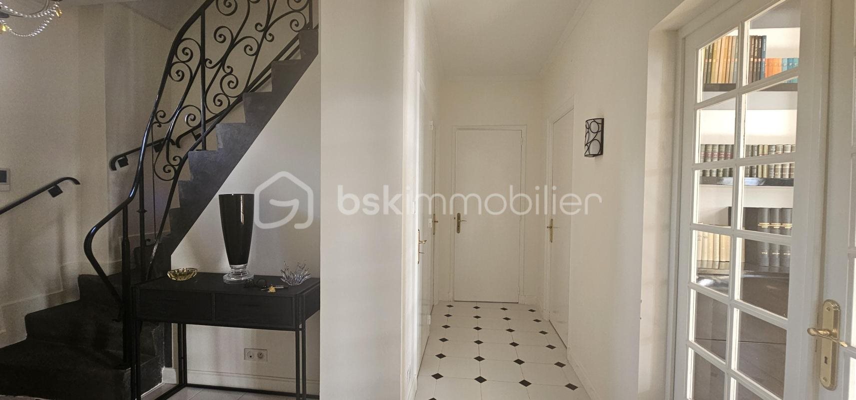 Maison à vendre, 205m², Saint-Rémy-en-Rollat