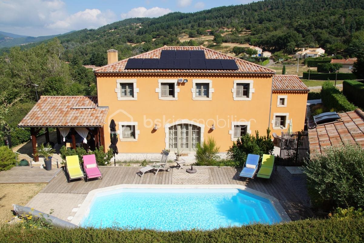 Maison à vendre, 212m², Saint-Félicien