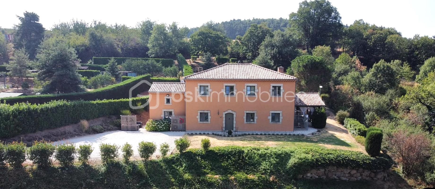 Maison à vendre, 212m², Saint-Félicien
