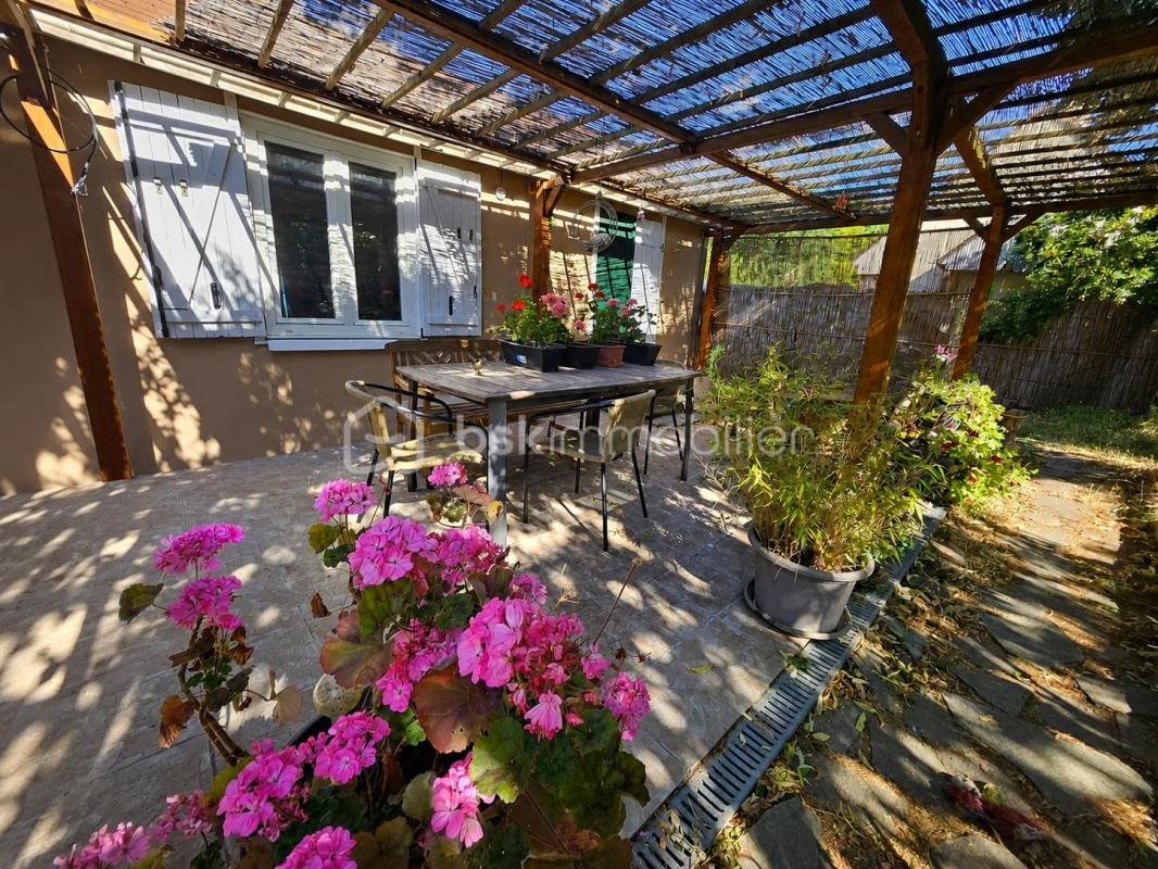 Maison à vendre, 93m², D'Huison-Longueville