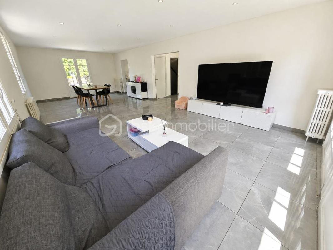 Maison à vendre, 124m², Pussay