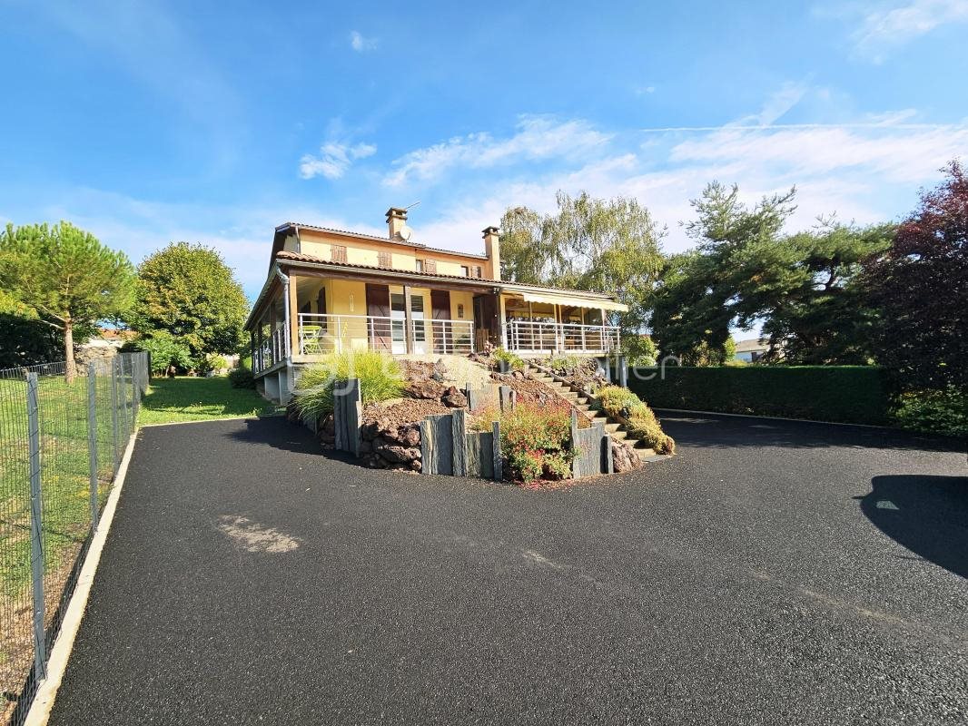Maison à vendre, 150m², Champeix