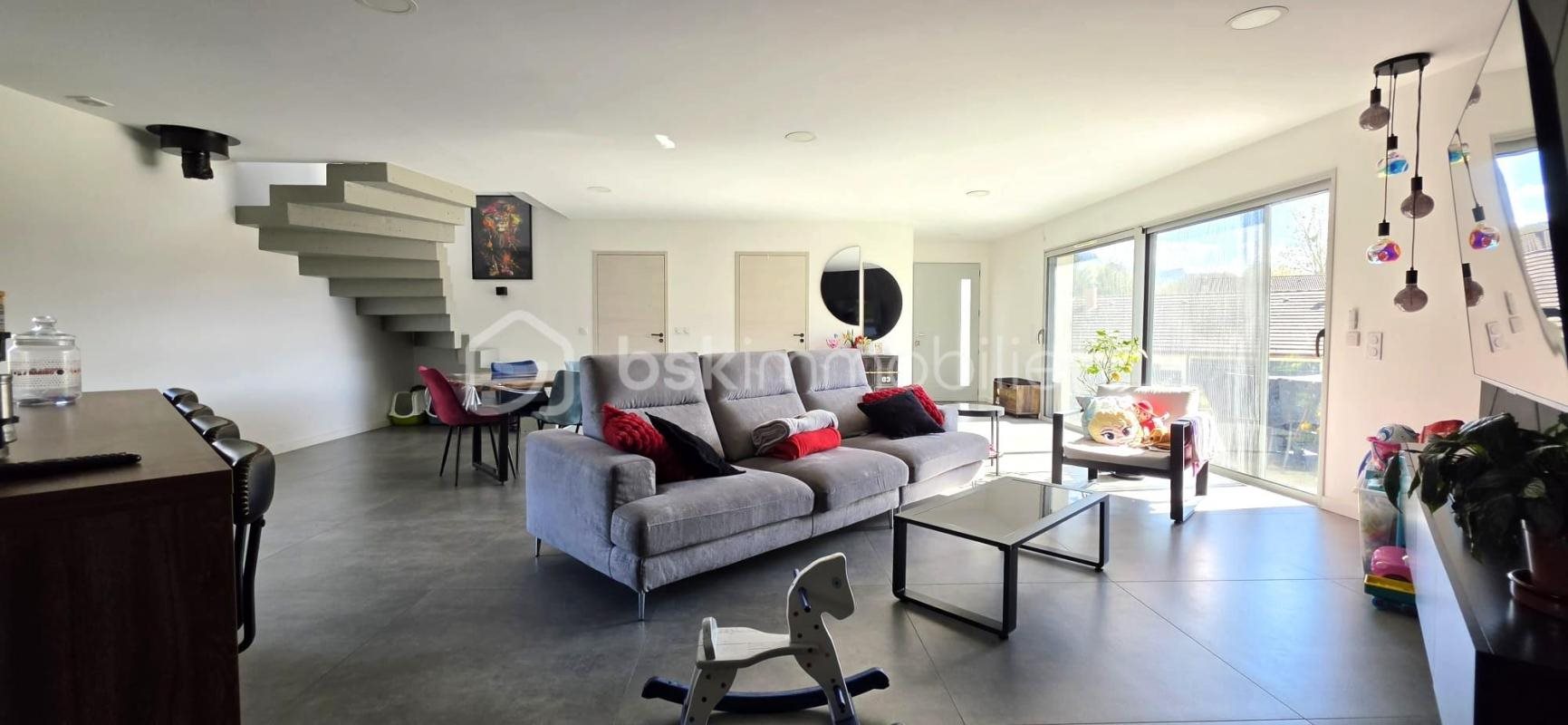 Maison à vendre, 140m², Tullins
