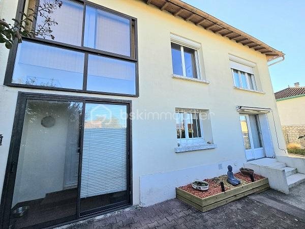 Maison à vendre, 120m², Saint-Aigulin
