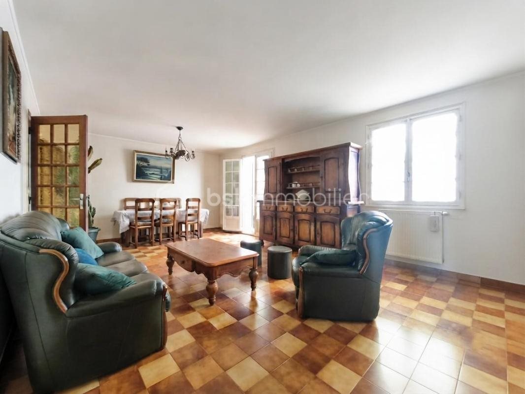 Maison à vendre, 128m², Saint-Jean-les-Deux-Jumeaux