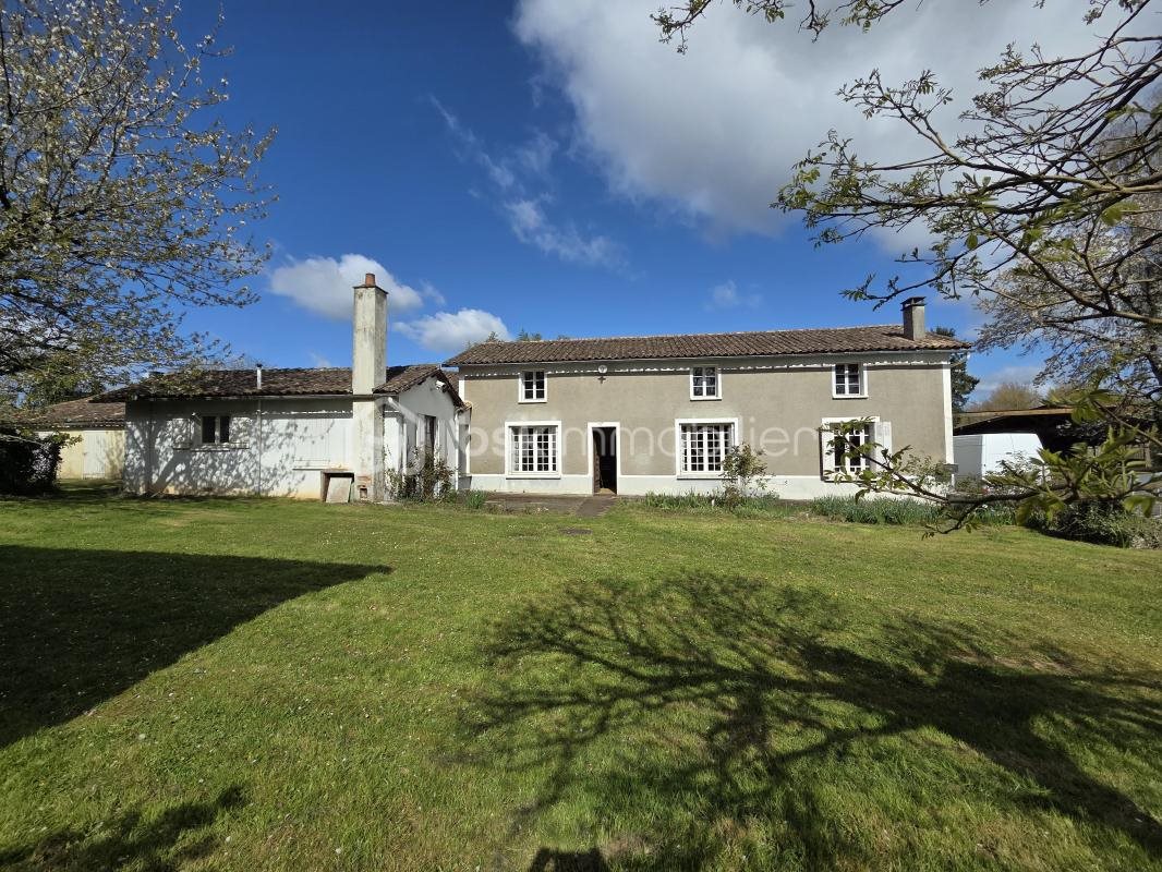Maison à vendre, 110m², Clussais-la-Pommeraie