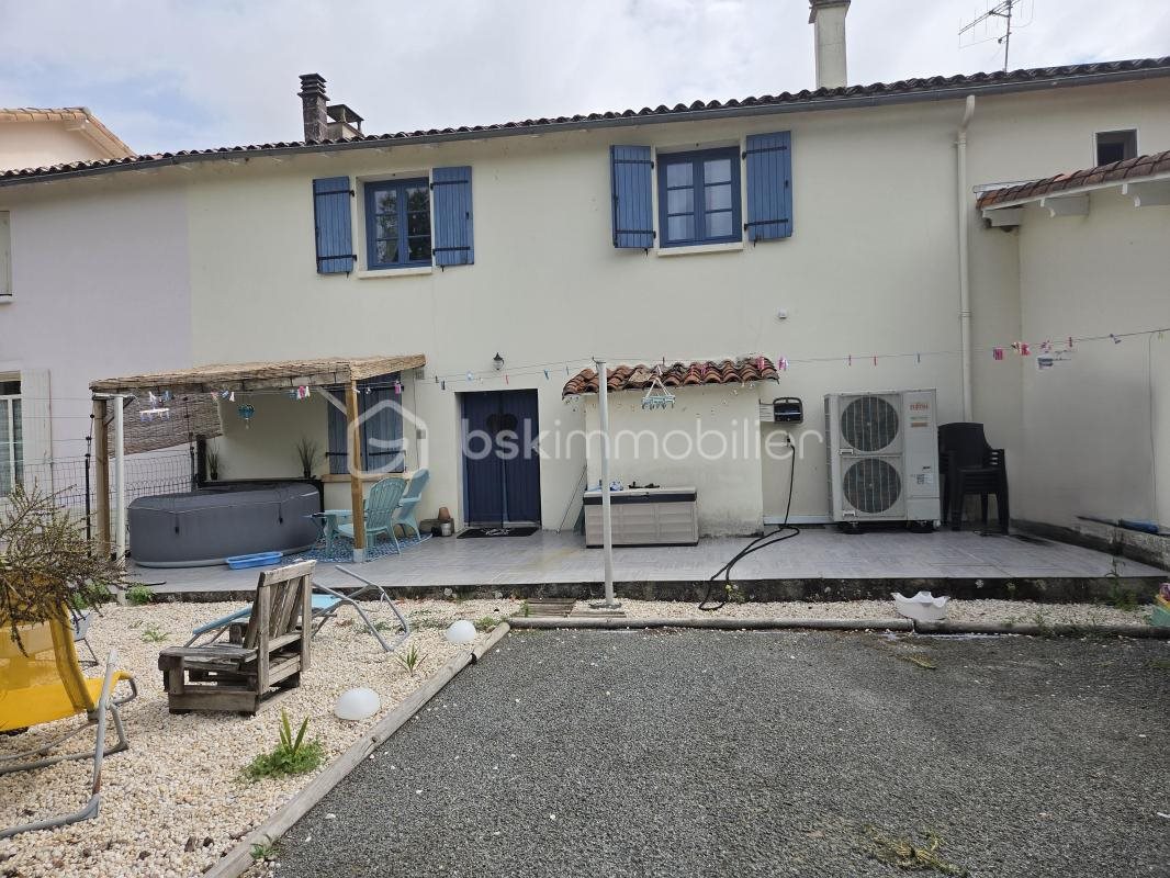Maison à vendre, 234m², Chef-Boutonne