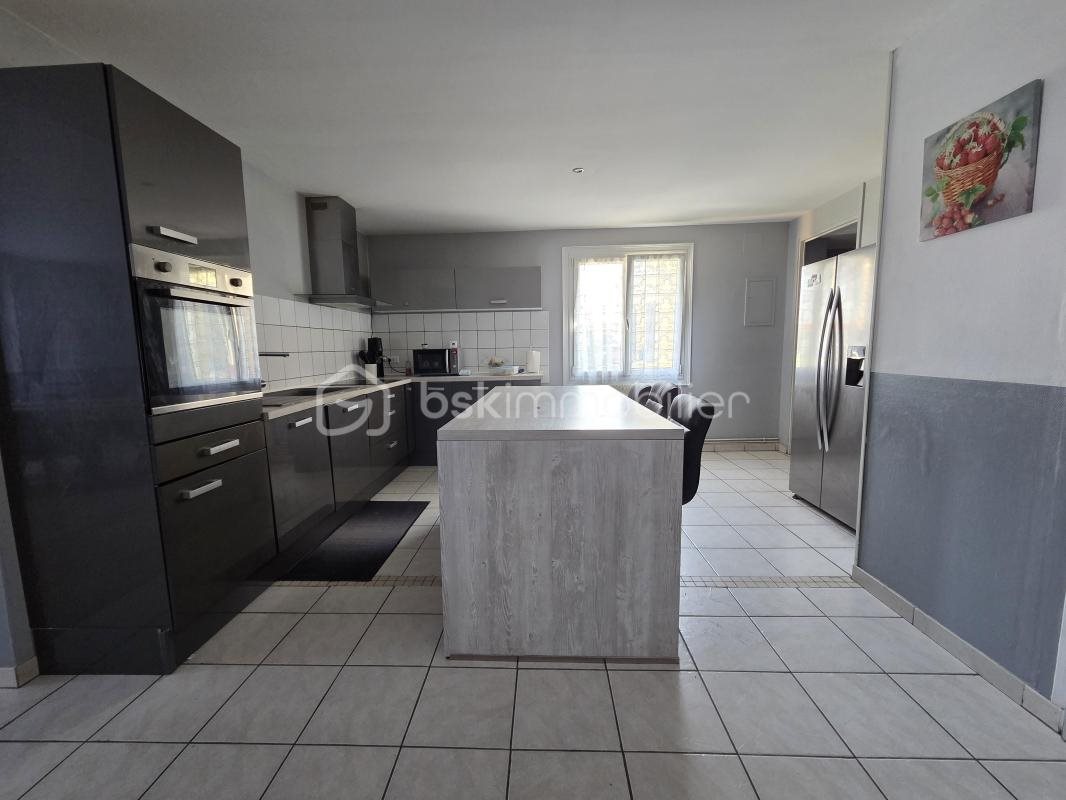 Maison à vendre, 380m², Lezay