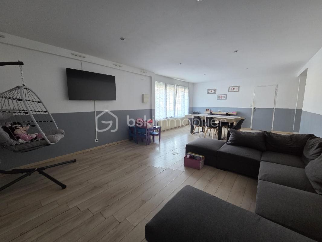 Maison à vendre, 380m², Lezay