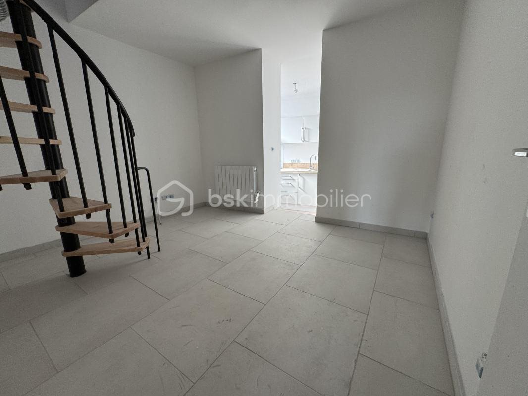 Appartement à louer, 23m², Besse-sur-Issole