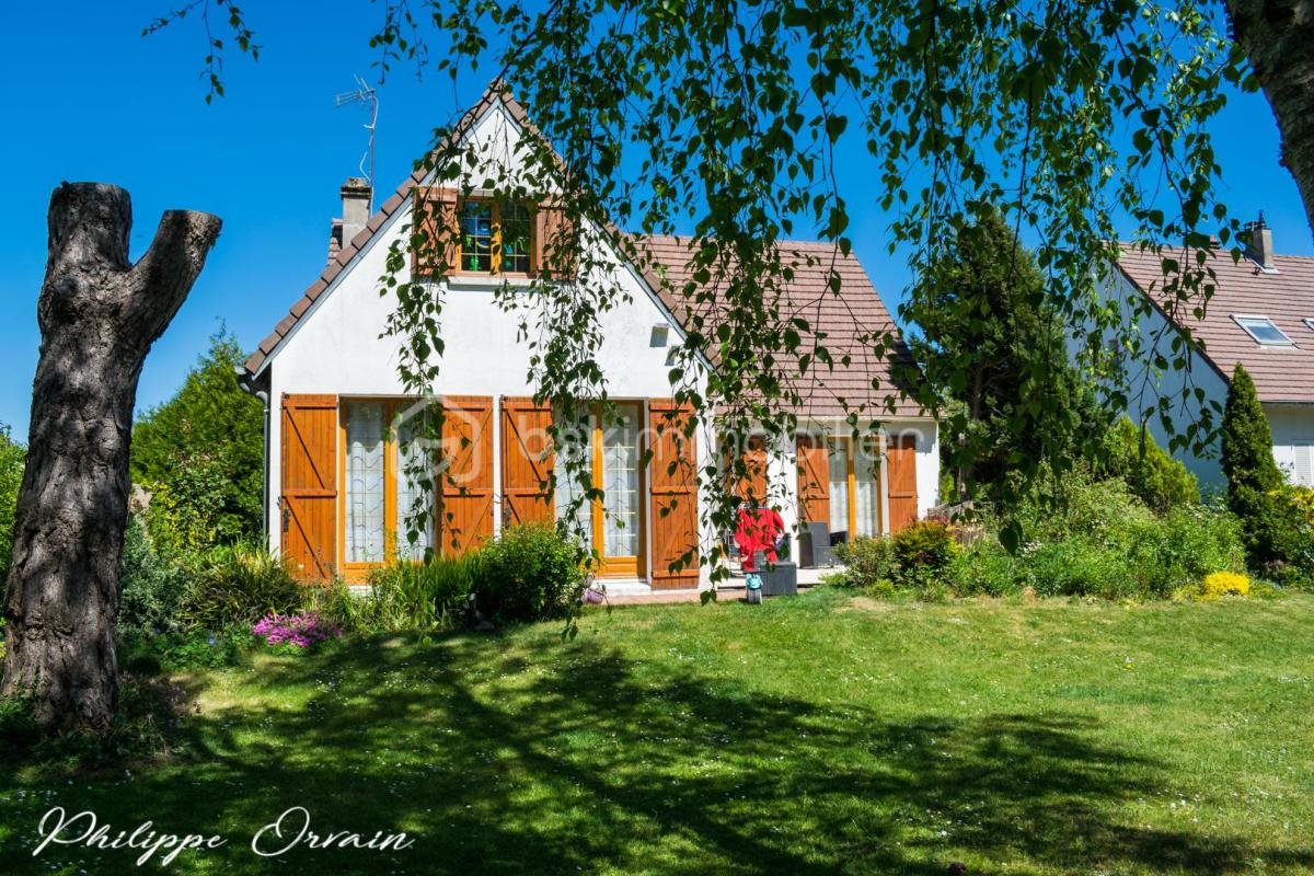 Maison à vendre, 136m², Plailly