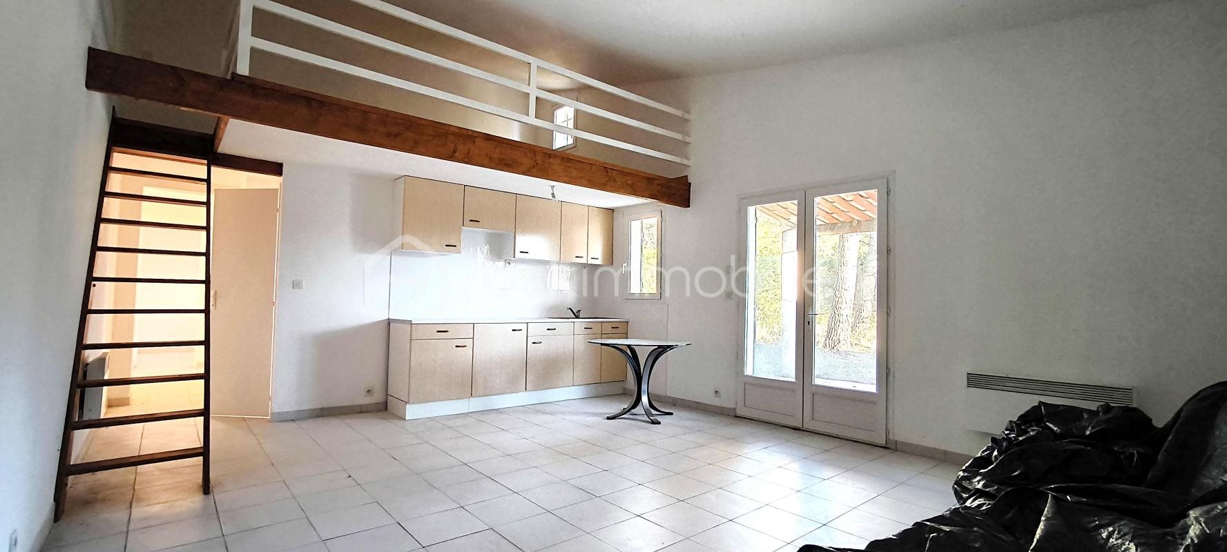 Maison à vendre, 73m², Cheval-Blanc