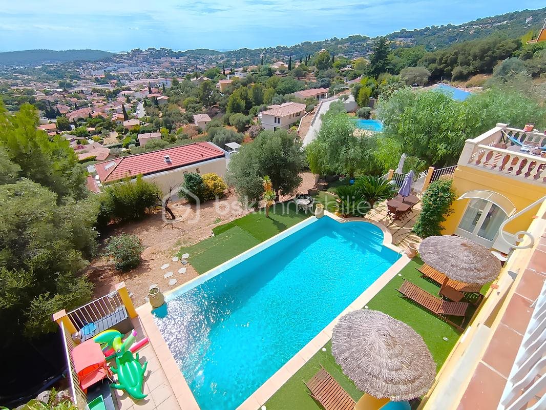 Maison à vendre, 225m², Ollioules