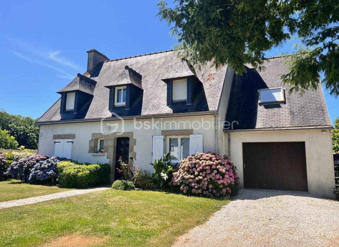 Maison à vendre, 132m², Plomodiern