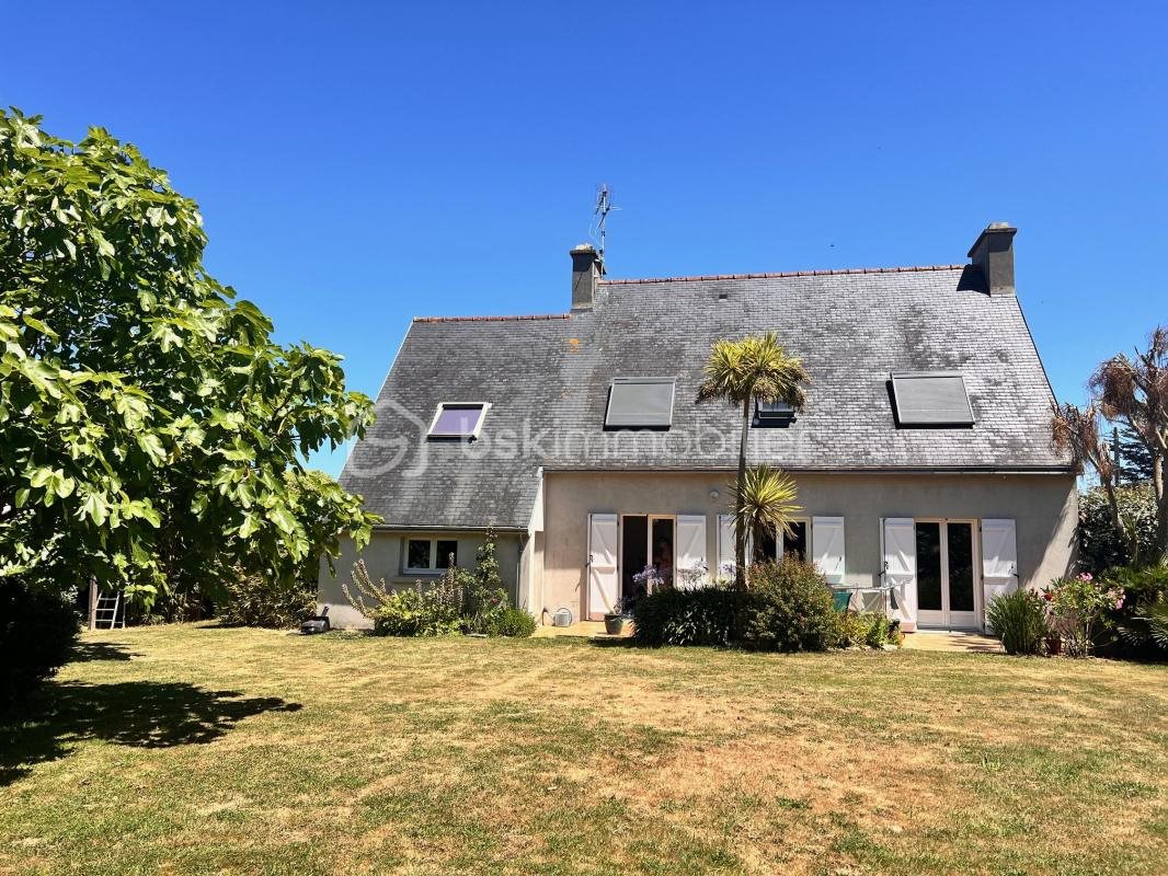 Maison à vendre, 132m², Plomodiern