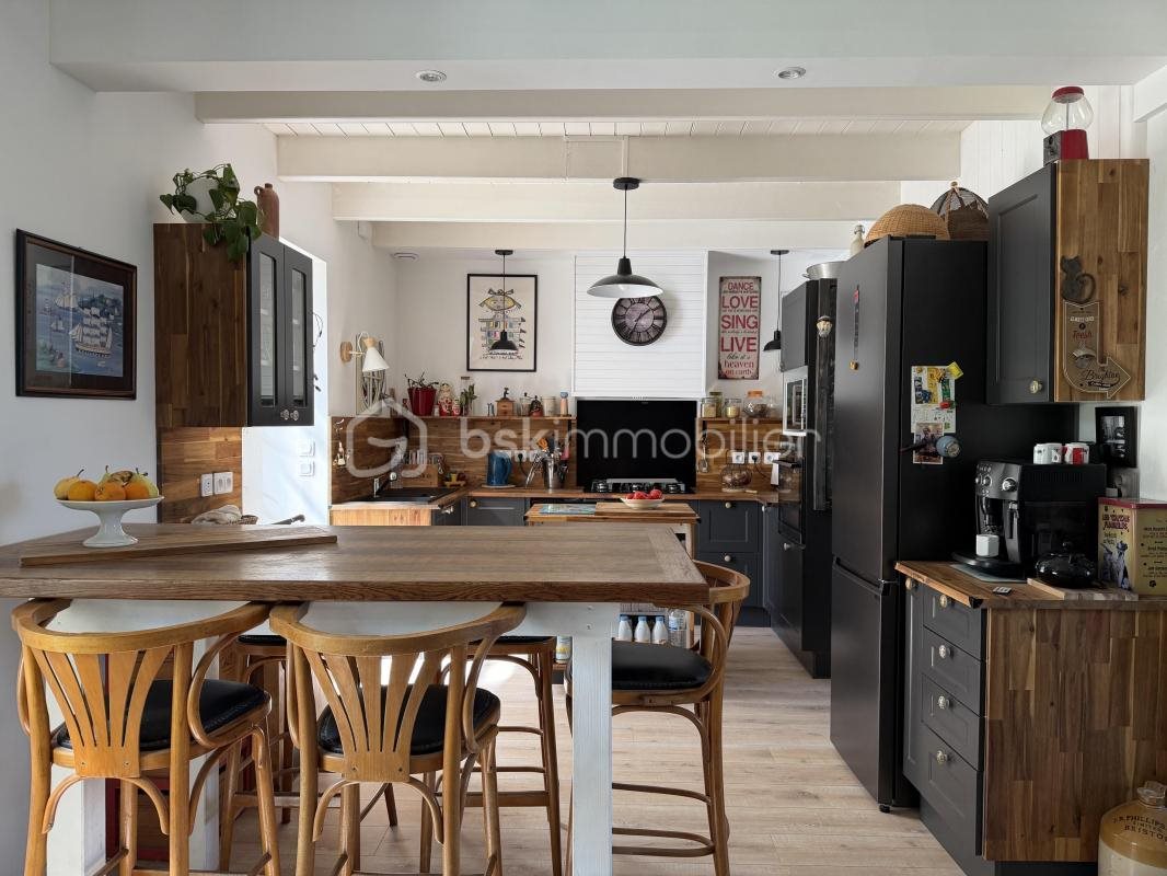 Maison à vendre, 141m², Plomodiern