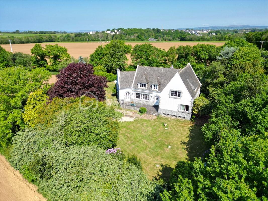 Maison à vendre, 296m², Plonévez-Porzay