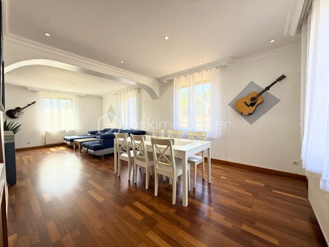 Maison à vendre, 210m², Saint-Pierre-lès-Nemours