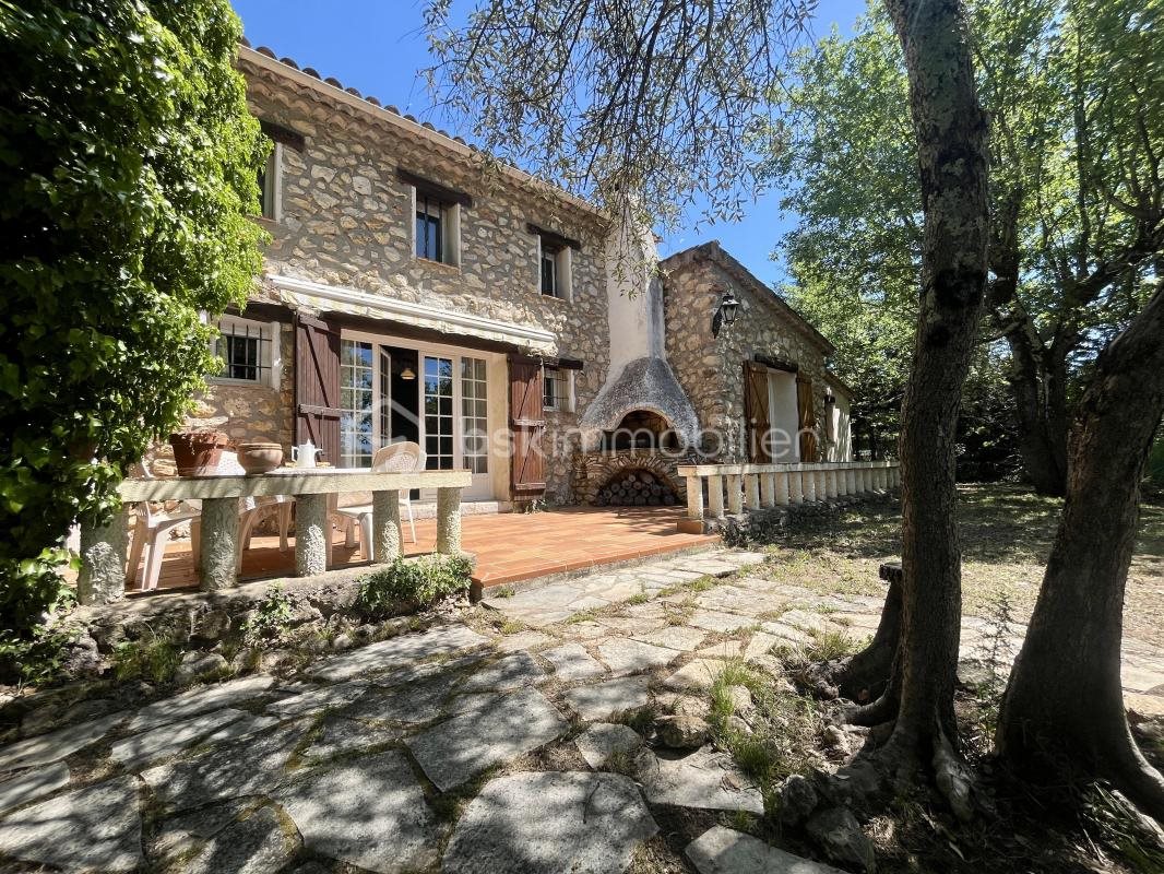 Maison à vendre, 137m², Saint-Paul-en-Forêt