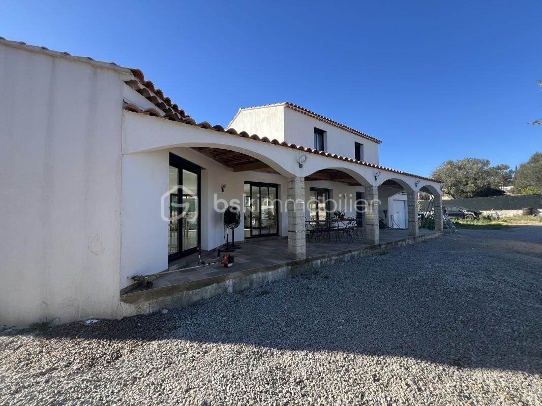 Maison à vendre, 142m², Saint-Mitre-les-Remparts