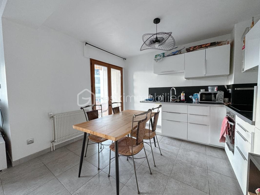 Appartement à vendre, 65m², Rumilly