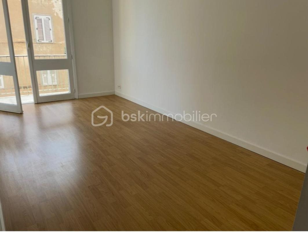 Appartement à vendre, 64m², Bastia