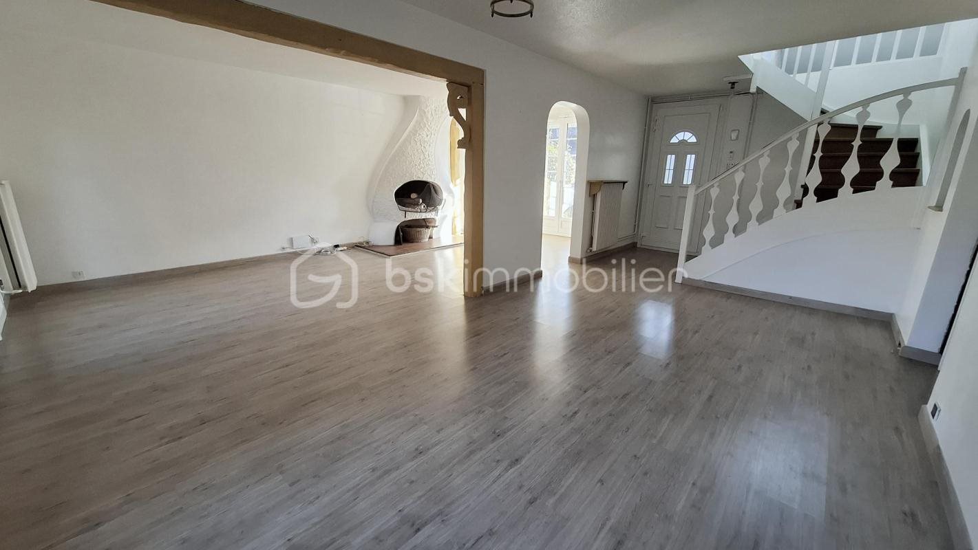 Maison à vendre, 146m², Breuillet