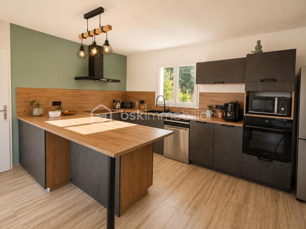 Maison à vendre, 115m², Saint-Montan