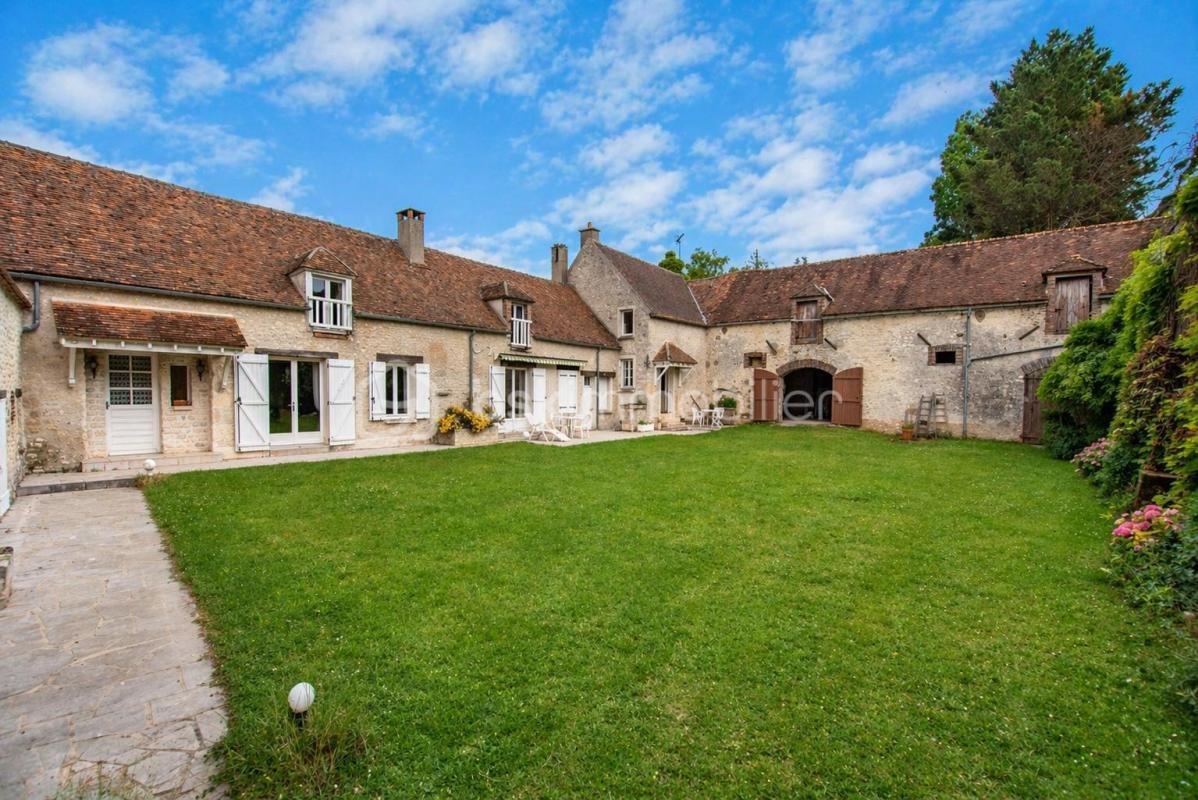 Maison à vendre, 240m², Nemours