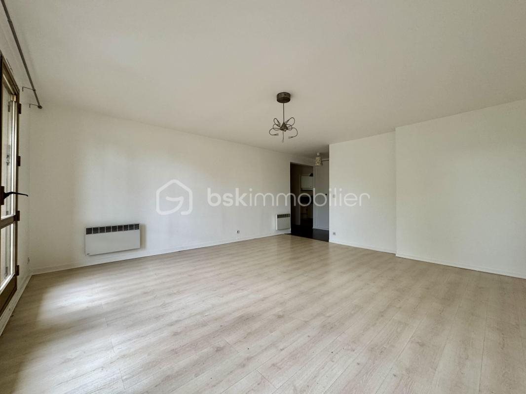 Appartement à vendre, 64m², Le Bourget