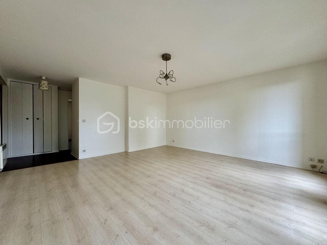 Appartement à vendre, 64m², Le Bourget