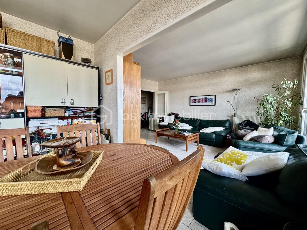 Appartement à vendre, 111m², Stains