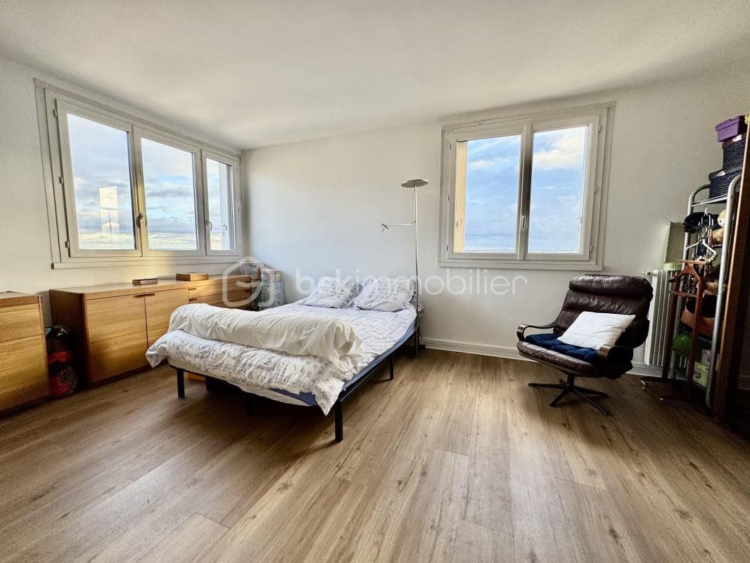 Appartement à vendre, 111m², Stains