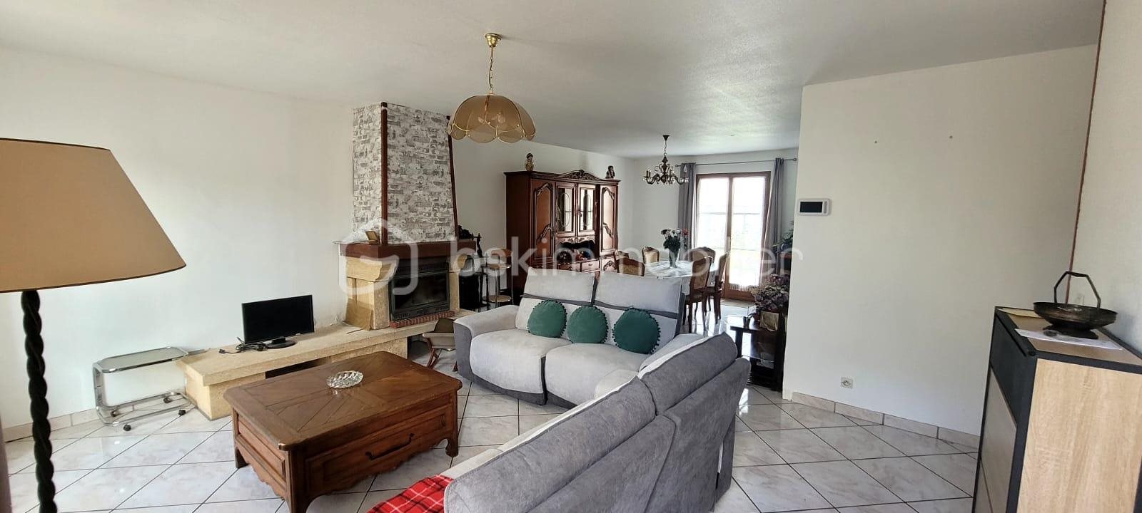 Maison à vendre, 87m², Lion-en-Sullias