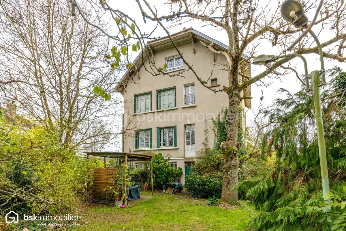 Maison à vendre, 165m², Montierchaume