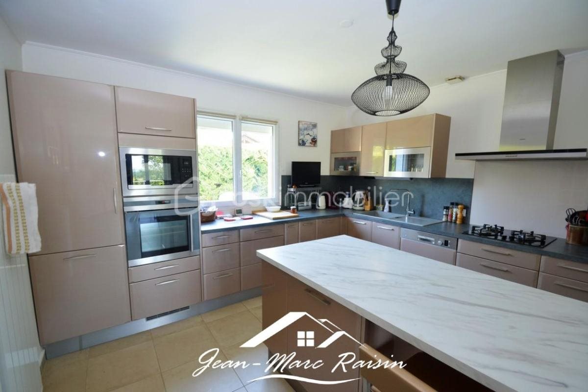 Maison à vendre, 148m², Condé-Sainte-Libiaire