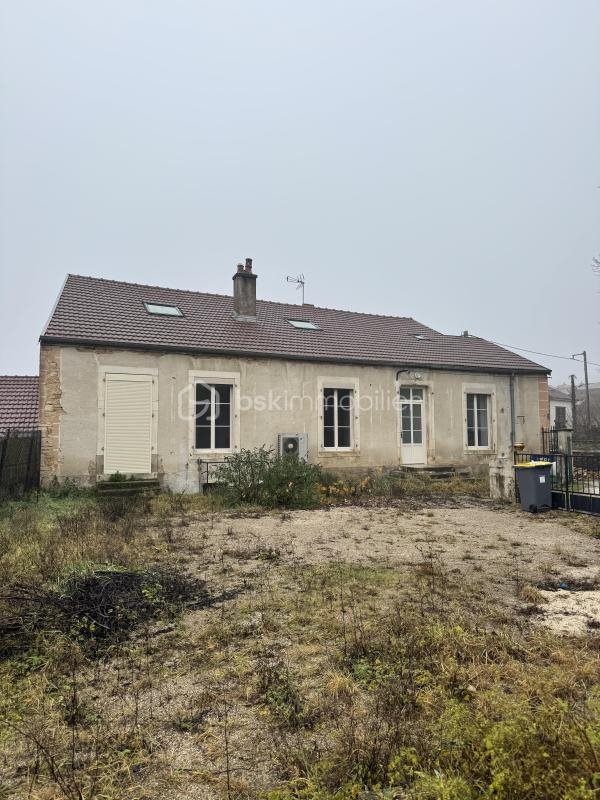 Maison à vendre, 261m², Selongey